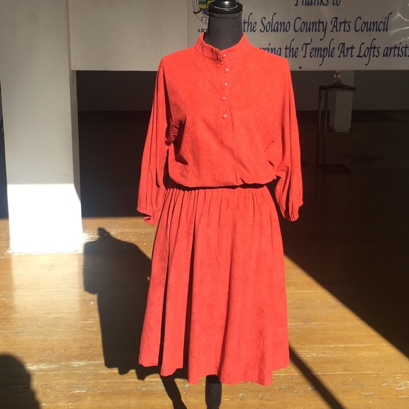 Vintage Dresses & Skirts - Vintage Rust colored 3/4" sleeve elastic waist button front midi dress